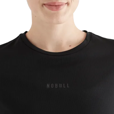 Dame Deltapeak® Micro Textured Tee