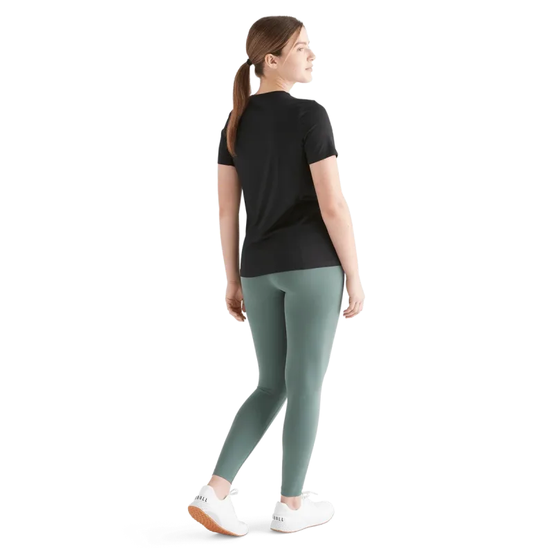 Dame Deltapeak® Micro Textured Tee