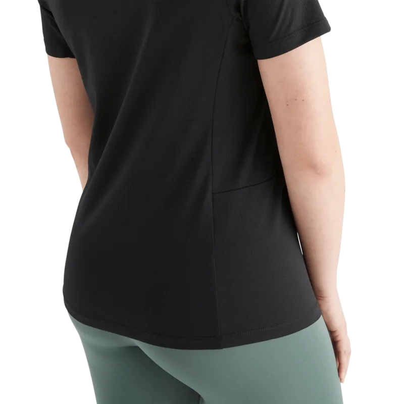 Dame Deltapeak® Micro Textured Tee