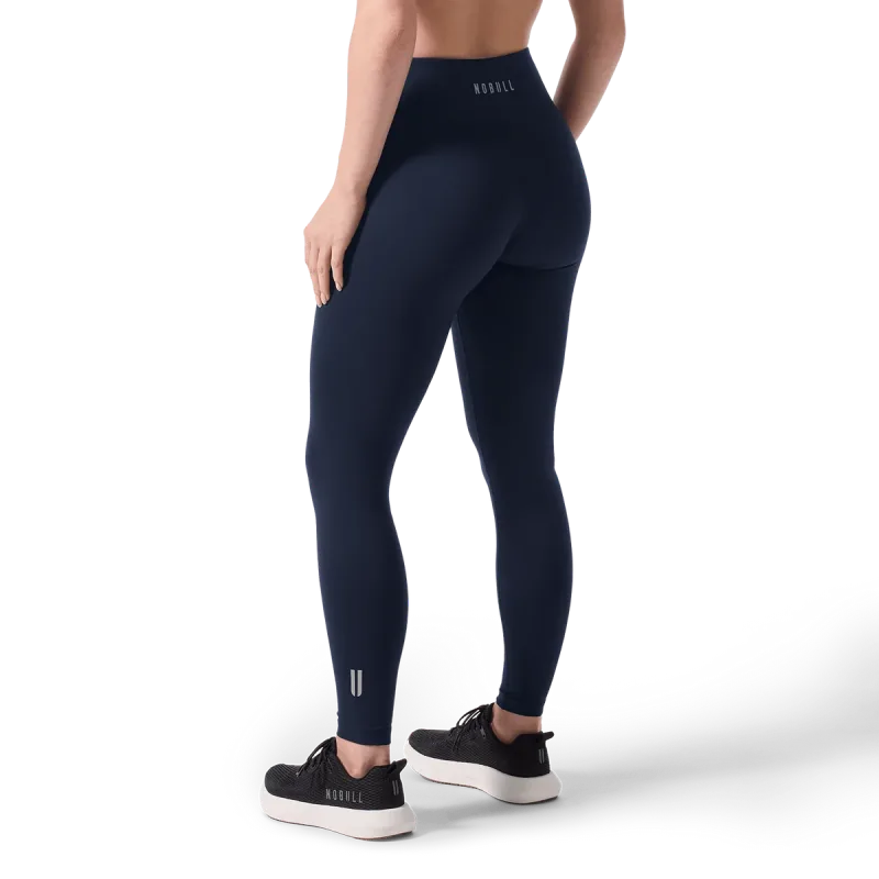 Naisten U High-Rise Matte -leggingsit 28"